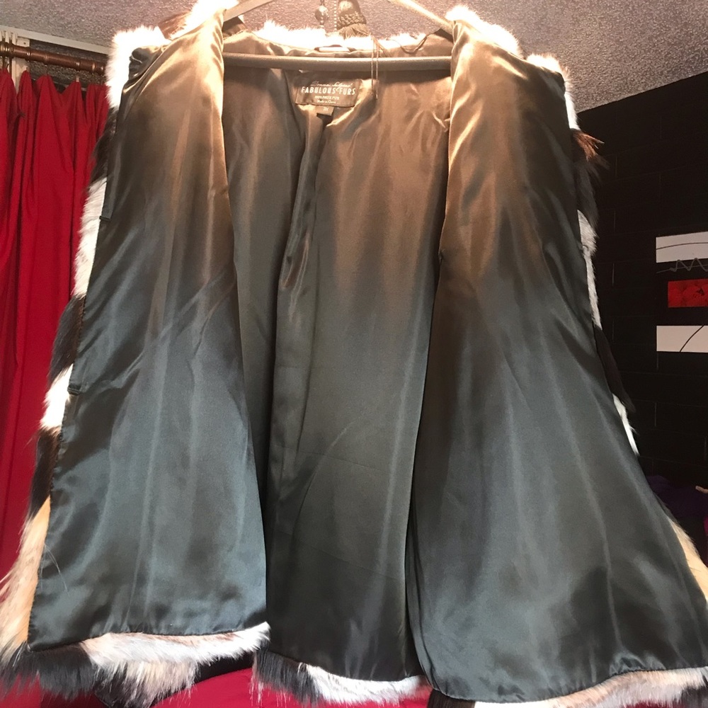 🖤 ❤️ NWOT ❤️🖤GORGEOUS FAUX FUR JACKET . . . - Picture 4 of 7